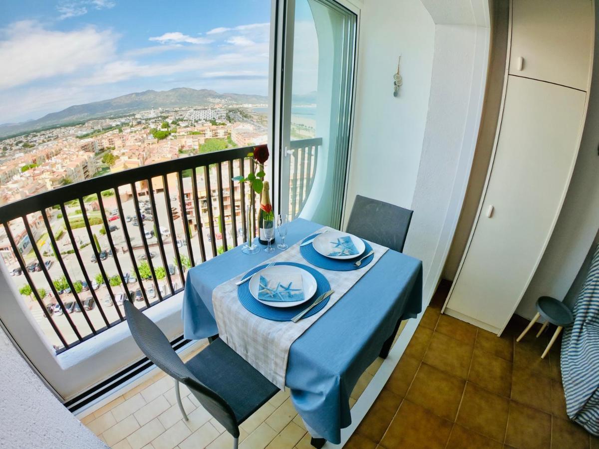 Bay View Empuriabrava Apartment Екстериор снимка
